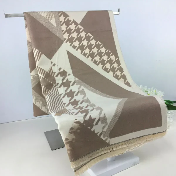 Dogtooth Super Soft Scarf - Image 6