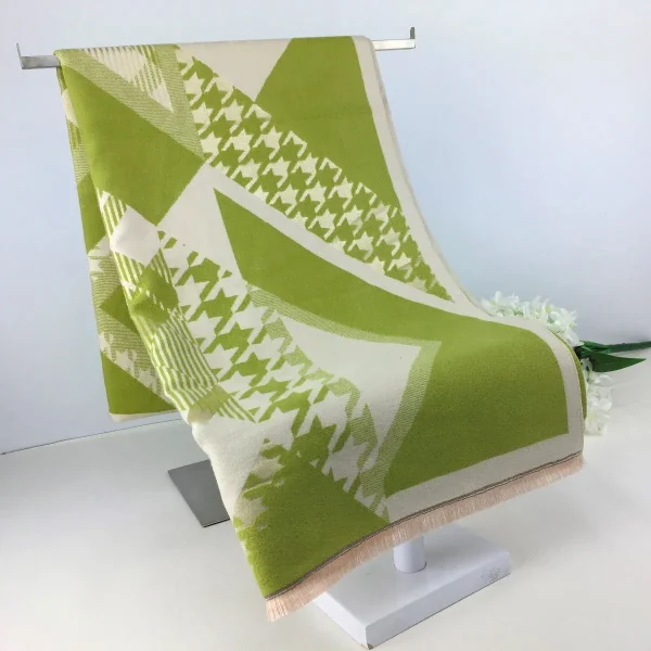 Dogtooth Super Soft Scarf - Image 5