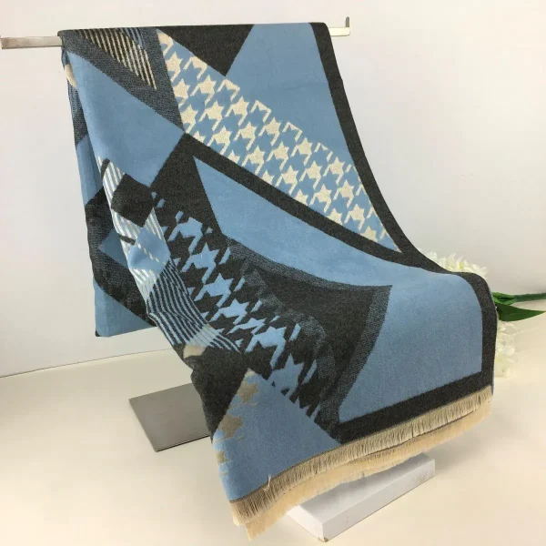 Dogtooth Super Soft Scarf - Image 3