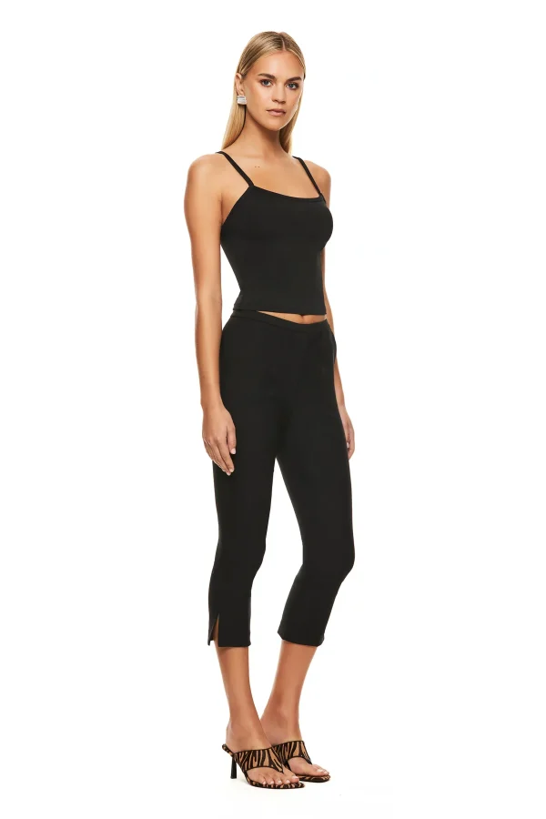 THE SHILOH BLACK CAPRI PANT - Image 3