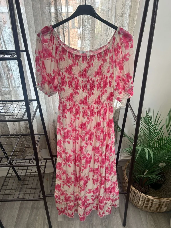 Ditsy Floral Shirred Waist Maxi Dress - Image 5