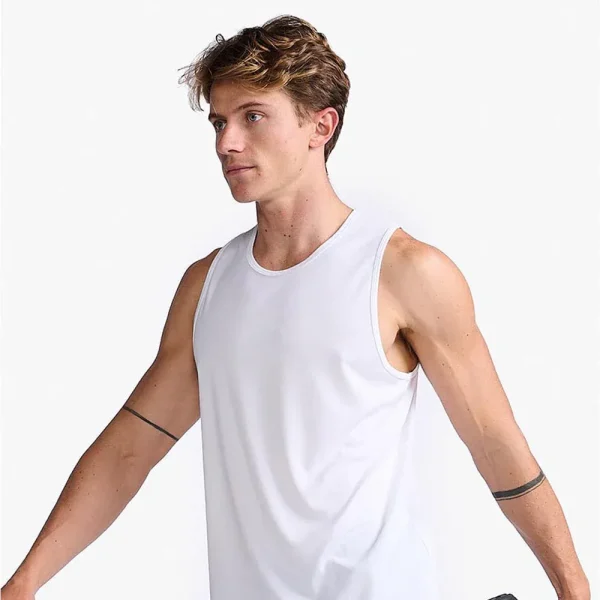 2XU Men Aero Tank - White / Silver Reflective - Image 2