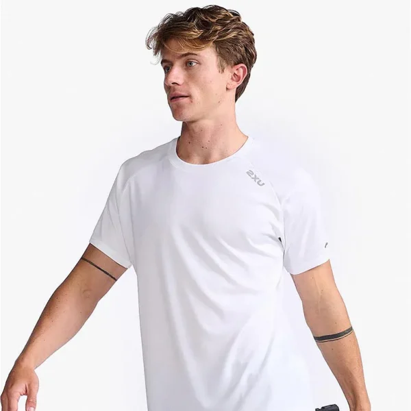 2XU Men Aero Tee - White / Silver Reflective - Image 3