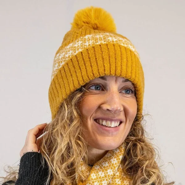 POM - Recycled blend scandi flower bobble hats - Image 4