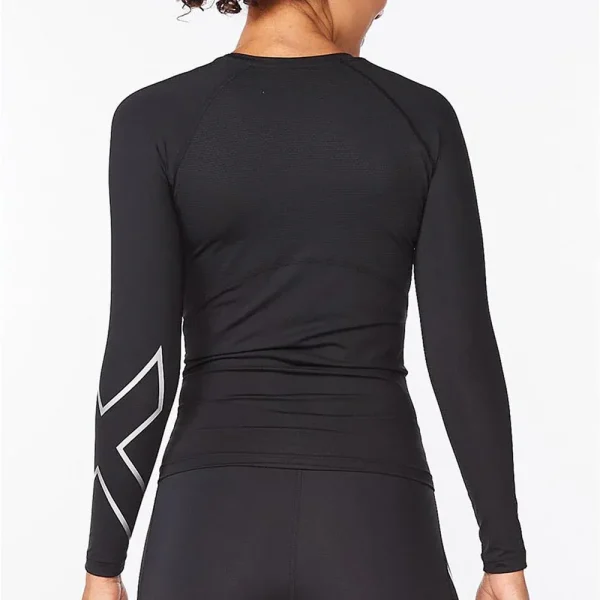 2XU Women Core Compression Long Sleeve - Black / Silver - Image 4
