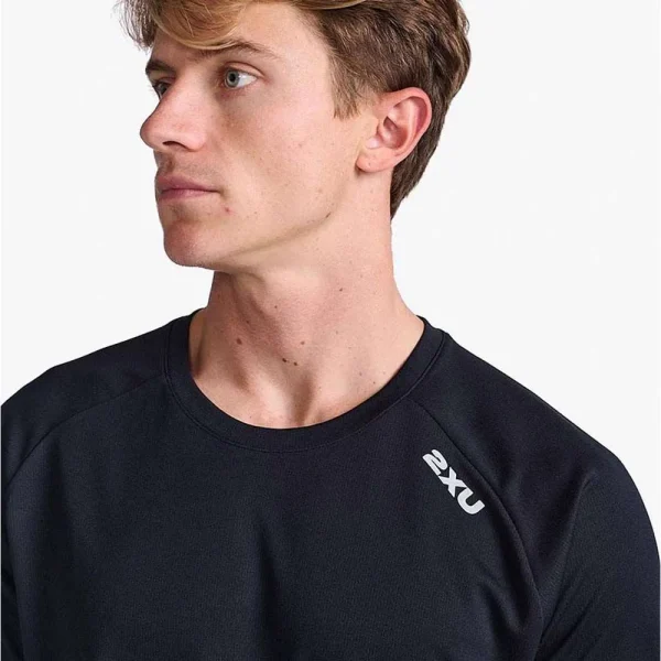 2XU Men Aero Tee - Black / Silver Reflective - Image 5