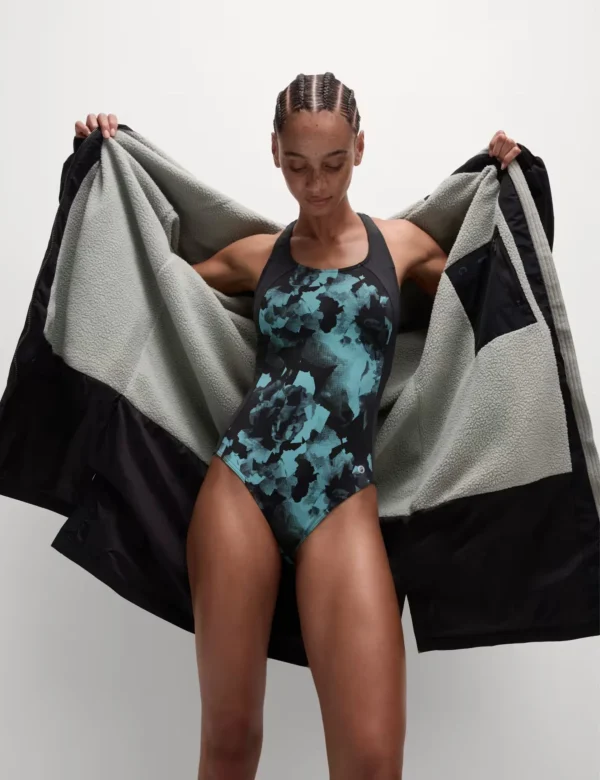 Stormwear Borg Lined Changing Robe - Black - Image 8