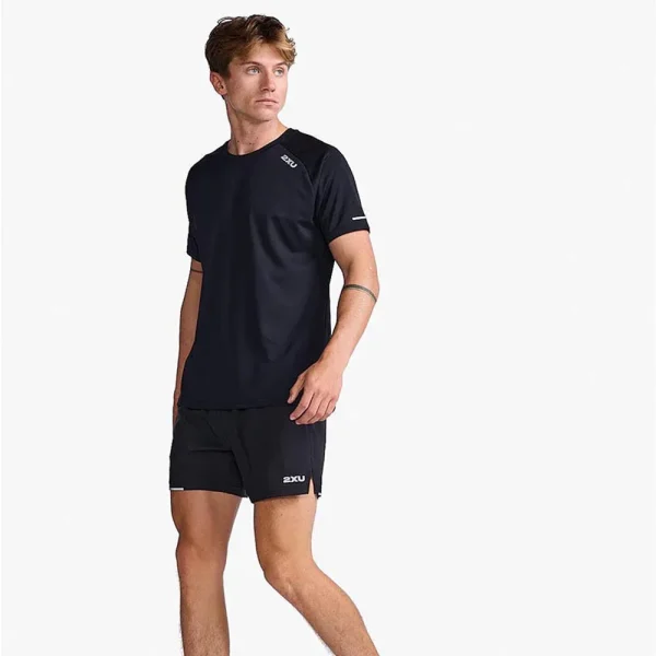 2XU Men Aero Tee - Black / Silver Reflective - Image 4
