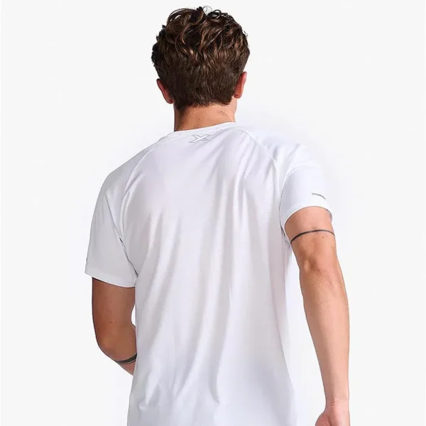 2XU Men Aero Tee - White / Silver Reflective - Image 2