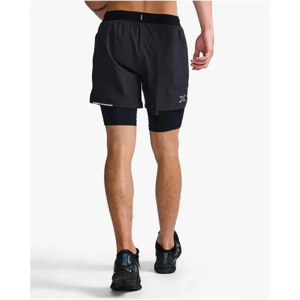 2XU Men Aero 2-In-1 5 Inch Shorts - Black / Silver Reflective - Image 2