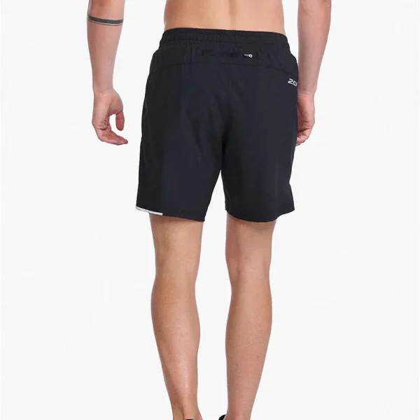 2XU Men Aero 7 Inch Shorts - Black / Silver Reflective - Image 2