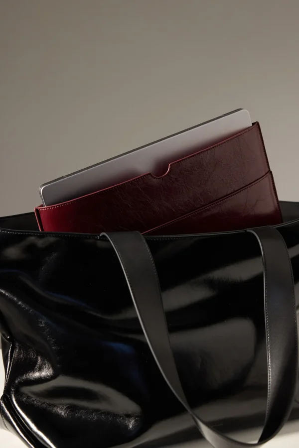 THE BASS BURGUNDY LAPTOP SLEEVE - Image 3