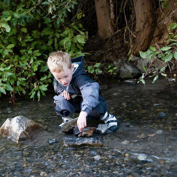 Children's Trail Suit, Black - Image 7