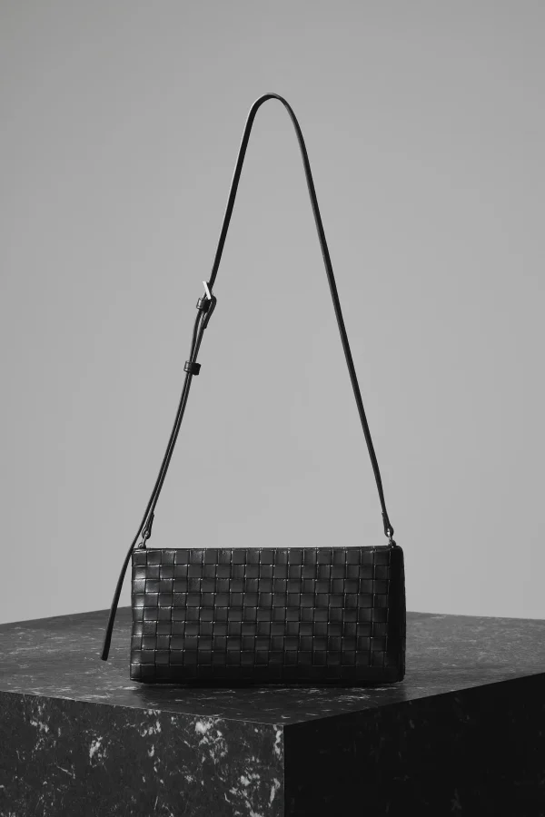 THE COURTNEY BLACK CROSSBODY BAG - Image 2