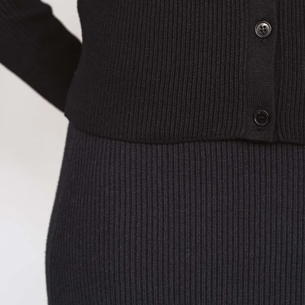 The Capsule Skirt Black - Image 3
