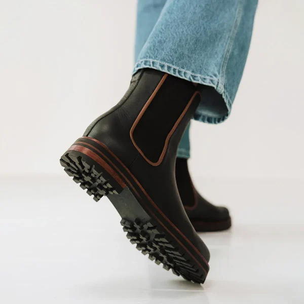 The Decade Chelsea Boot Black Water Resistant - Image 8