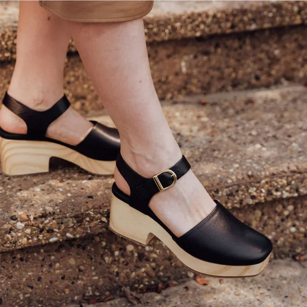 The East Coast Clog Black - Image 4