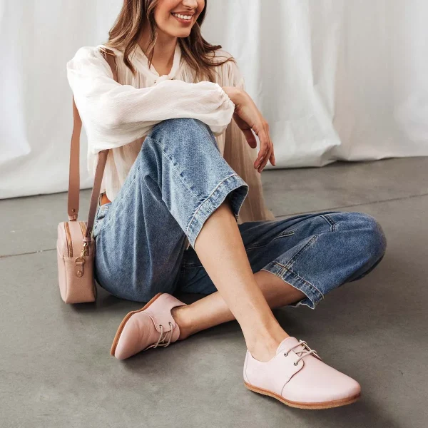 The Eyelet Oxford 2.0 Rosebud - Image 5