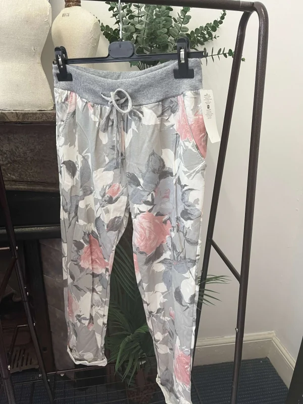 Floral Rose Print Jogger - Image 7