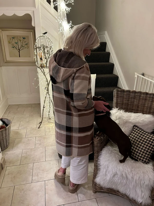 Checked Coat and Matching Trousers - Image 3