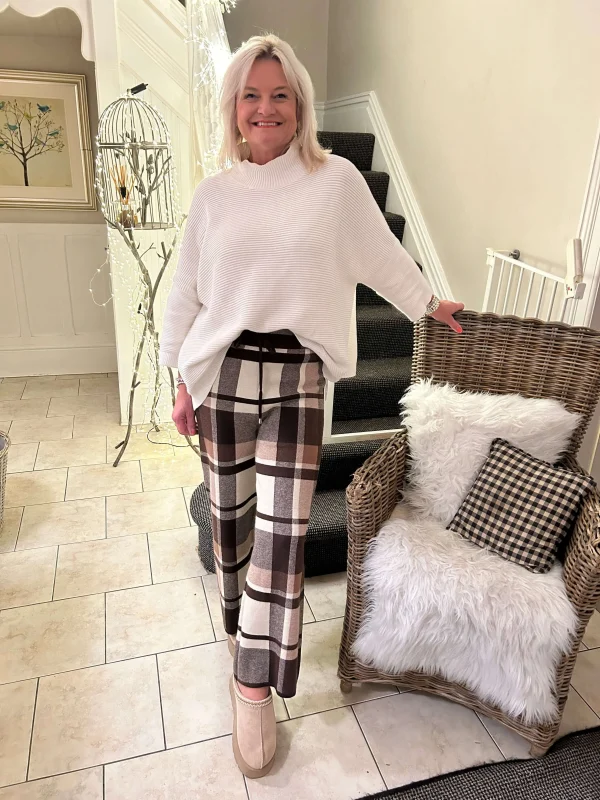 Checked Coat and Matching Trousers - Image 5