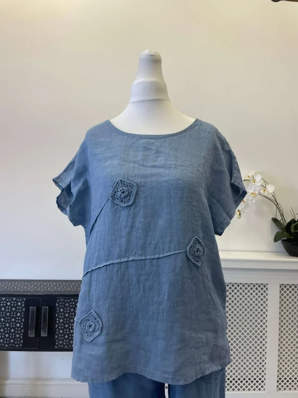 Crochet Flower Linen T-Shirt - Image 2