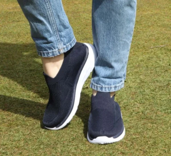 Cosmo Slip on elasticated trainer pump - Image 2