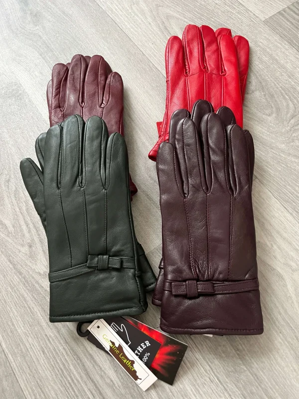 Real Leather glove with Bow detail