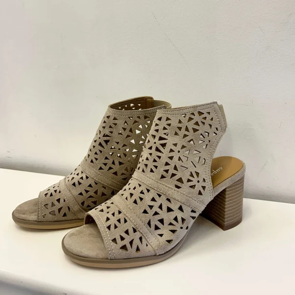 Beige Summer Block Heel Sandal - Image 2