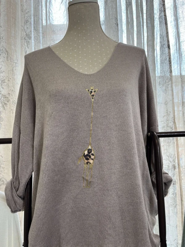 Giraffe Jumper - Image 3
