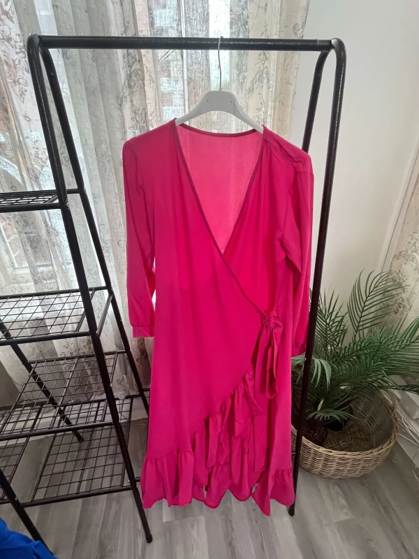 Block Colour Frill Detail Wrap Dress - Image 3
