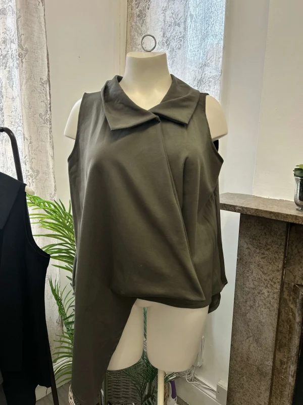 Asymmetrical Funky Jersey Sleeveless Top - Image 2
