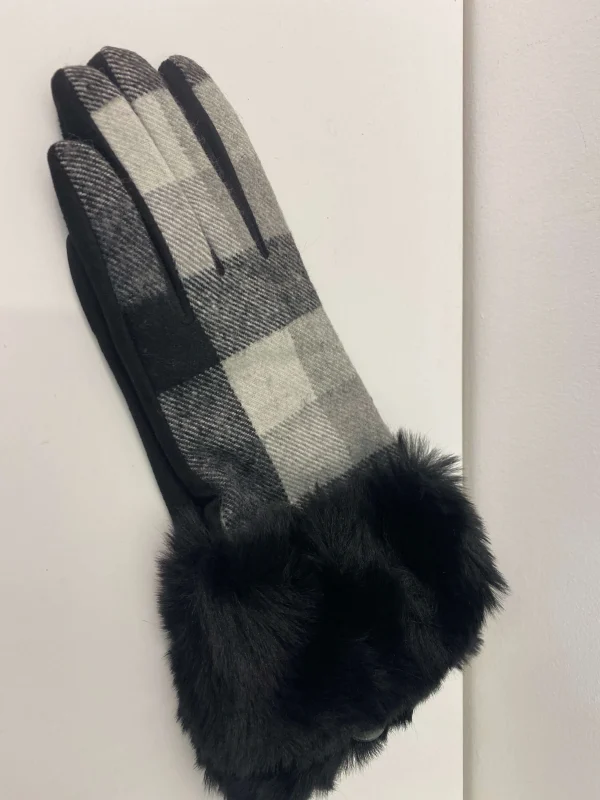 Faux Fur Printed Gloves - Image 5