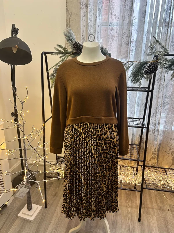 Pleated Maxi Dress with Jersey Top - Image 4