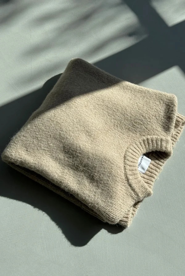 THE NICHOLAS SAND SWEATER - Image 3