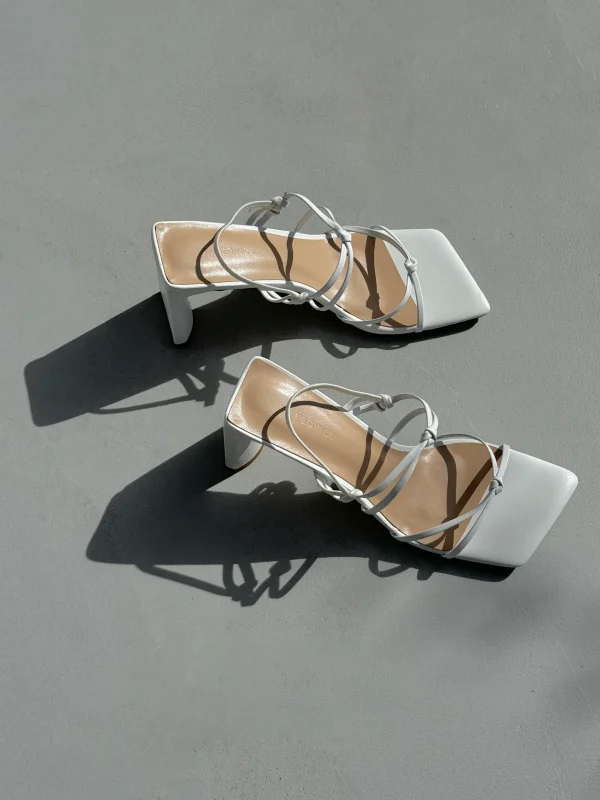 THE JAS WHITE - Image 3