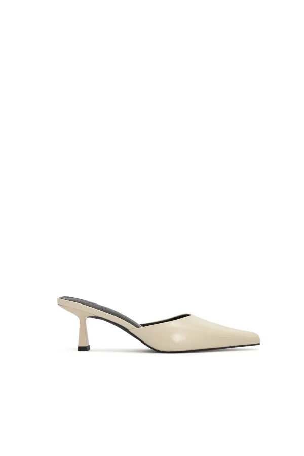 THE KINGSLEY OYSTER HEEL