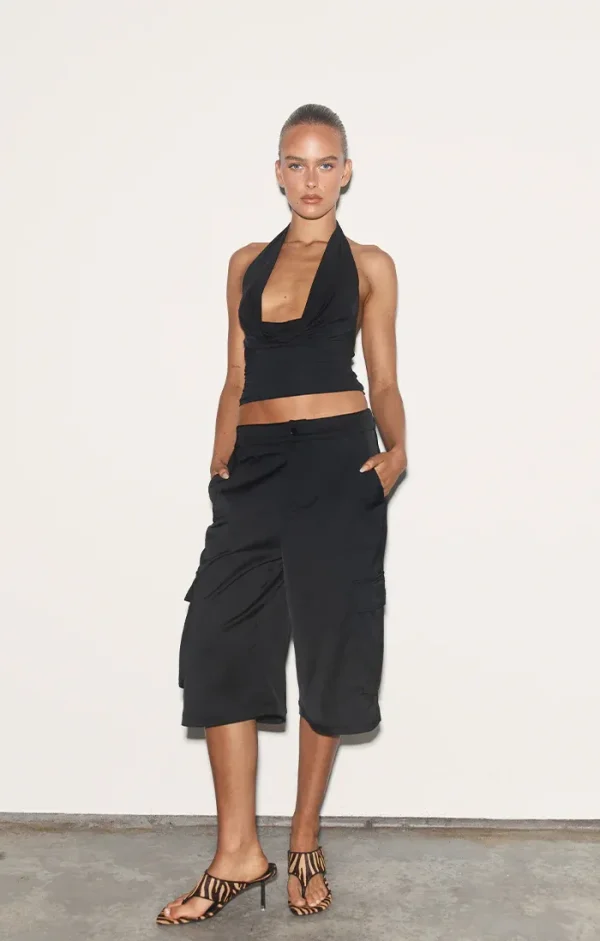 THE LORI BLACK SHORT - Image 2