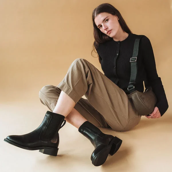 The Metro Chelsea Boot Black - Image 4