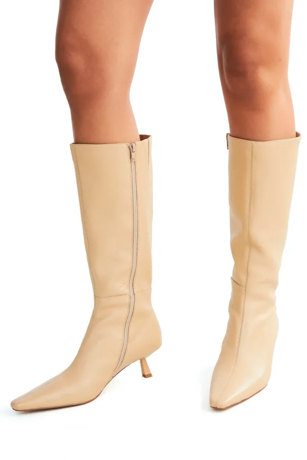 THE FREYA SAND BOOT - Image 5