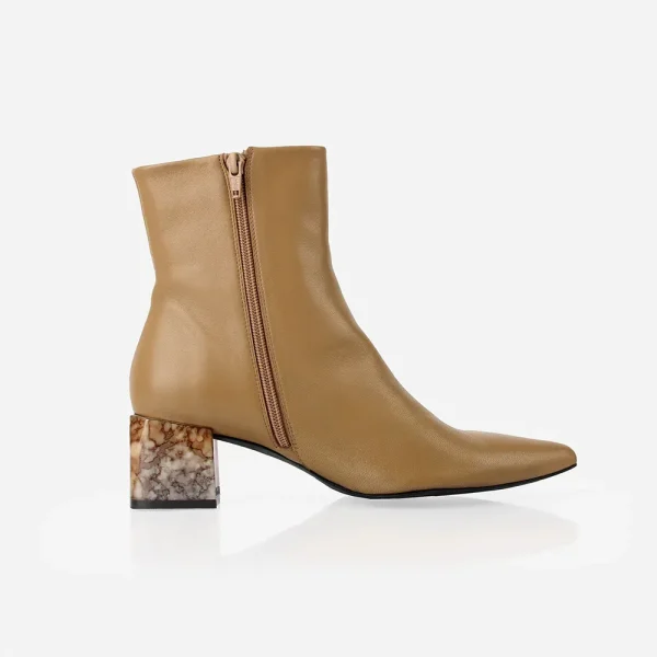 The On Point Boot Dune - Image 3