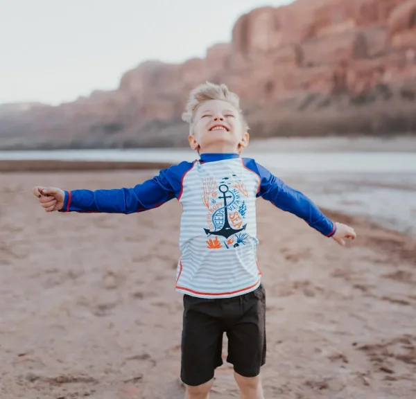 Vitamin Sea Rash Guard - Image 6
