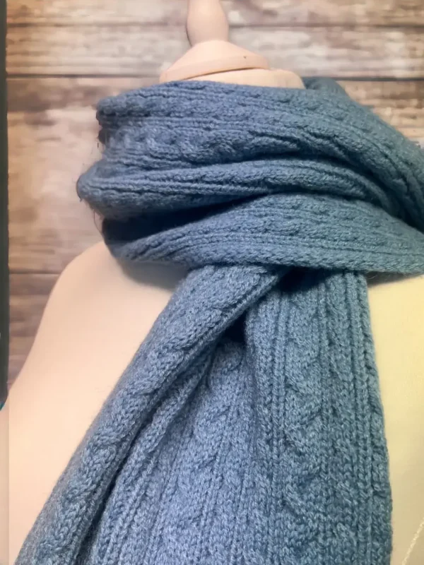 Jess & Lou - Cable Knit Scarf - Image 4
