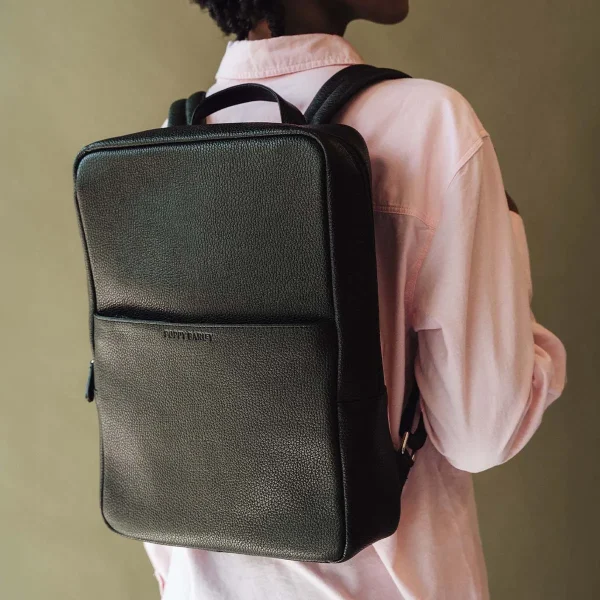 The Slim Backpack Black - Image 2