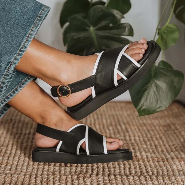 The Sunday Sandal Black & Panna Cotta - Image 2
