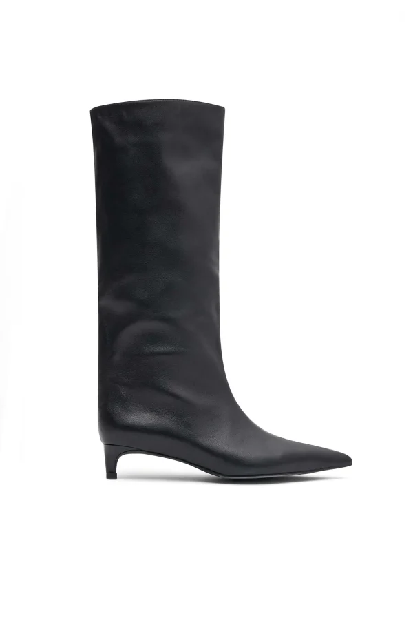 THE STACEY BLACK BOOT