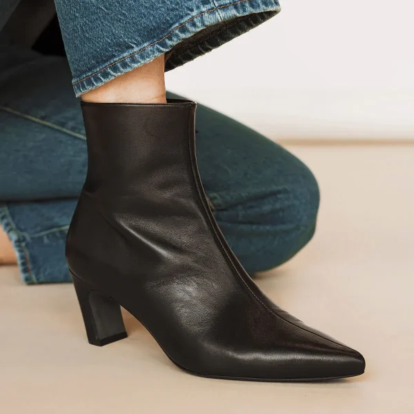 The Toujours Boot Black - Image 2