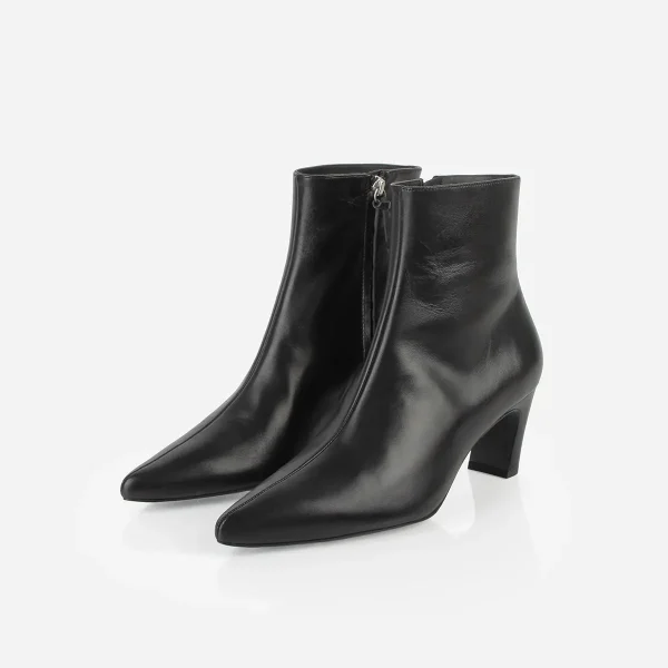 The Toujours Boot Black - Image 5