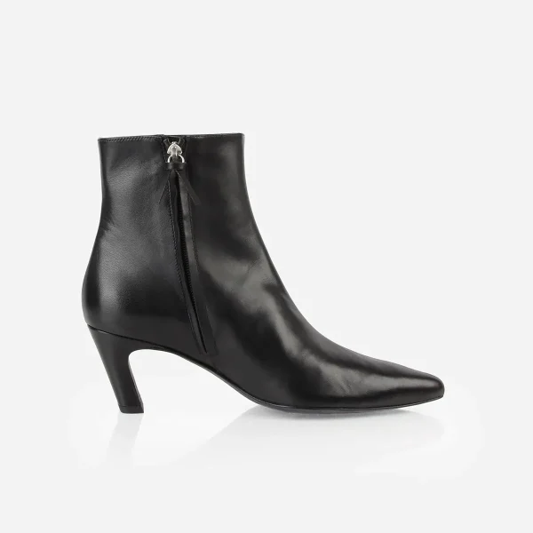 The Toujours Boot Black - Image 6