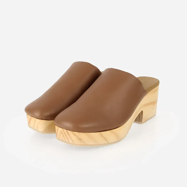 The West Coast Clog Praline - Image 3